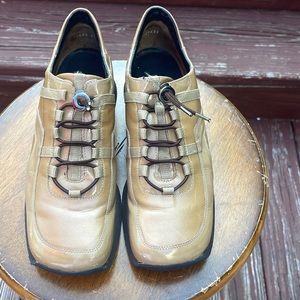 PAUL GREEN Munchen Caramel Patent Lace Up Sneakers Shoes Size men’s 6.5 …
